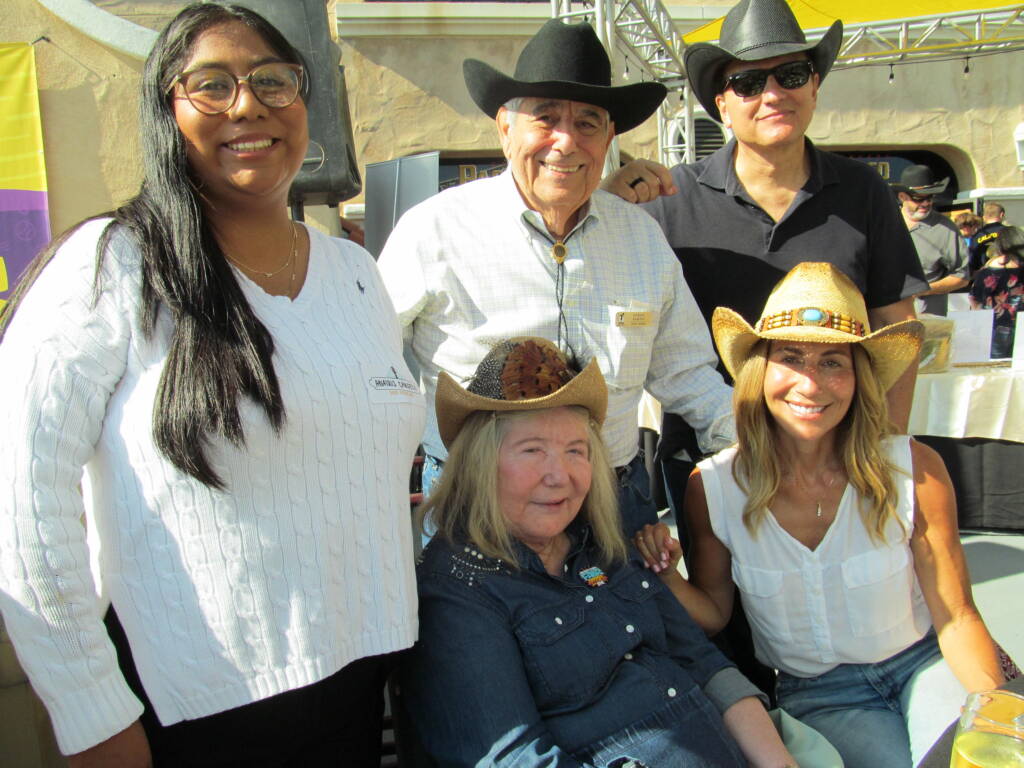 Anairis Canseco with the Karetas family